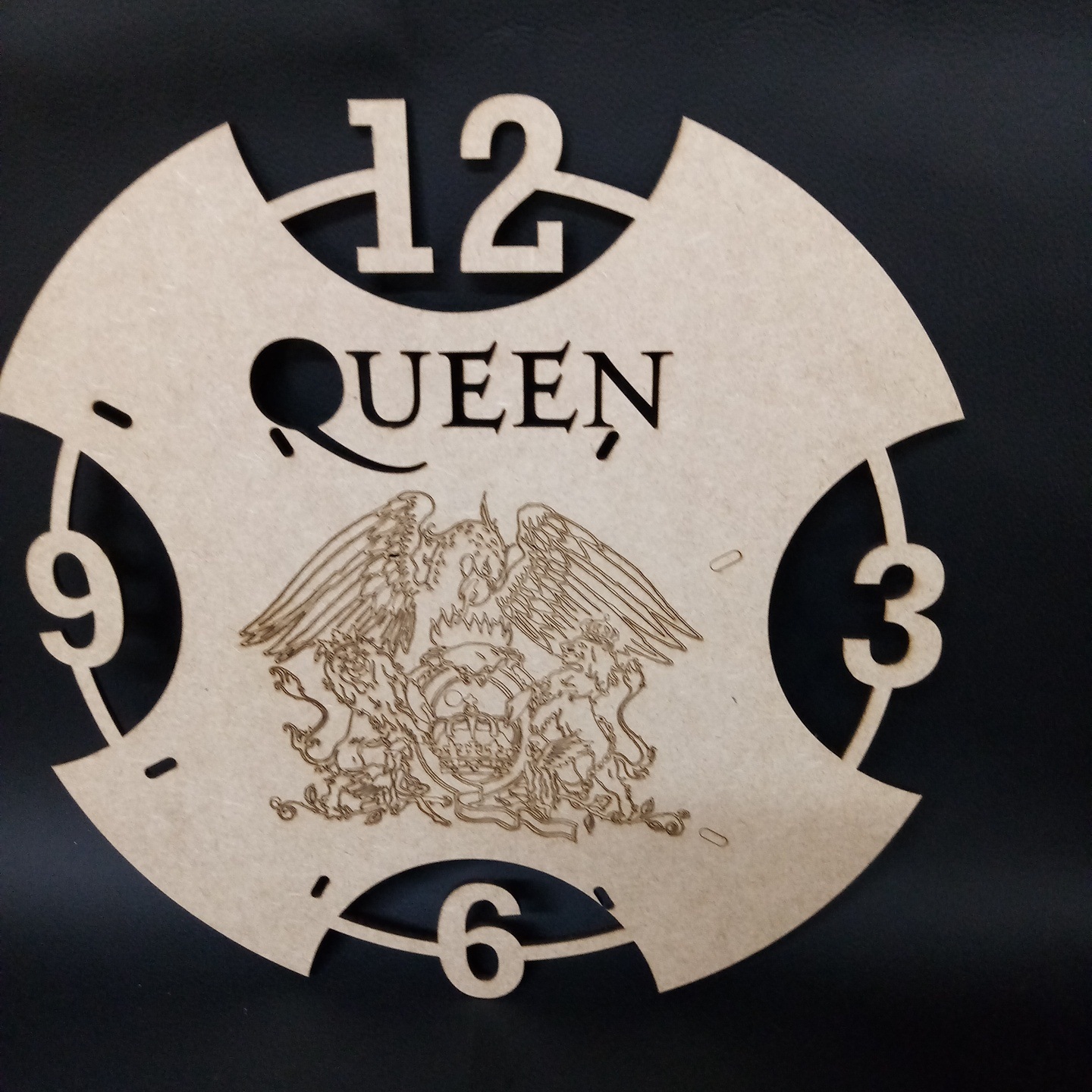 Relógio De Parede Queen Em Mdf Cru